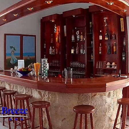 夏日微风酒店 根纳迪 外观 照片